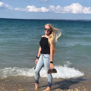 Meet your Posher, Erin